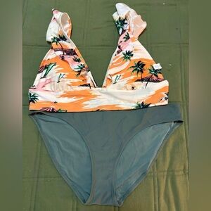 AERIE | Tropical Triangle Bikini Set size XL
